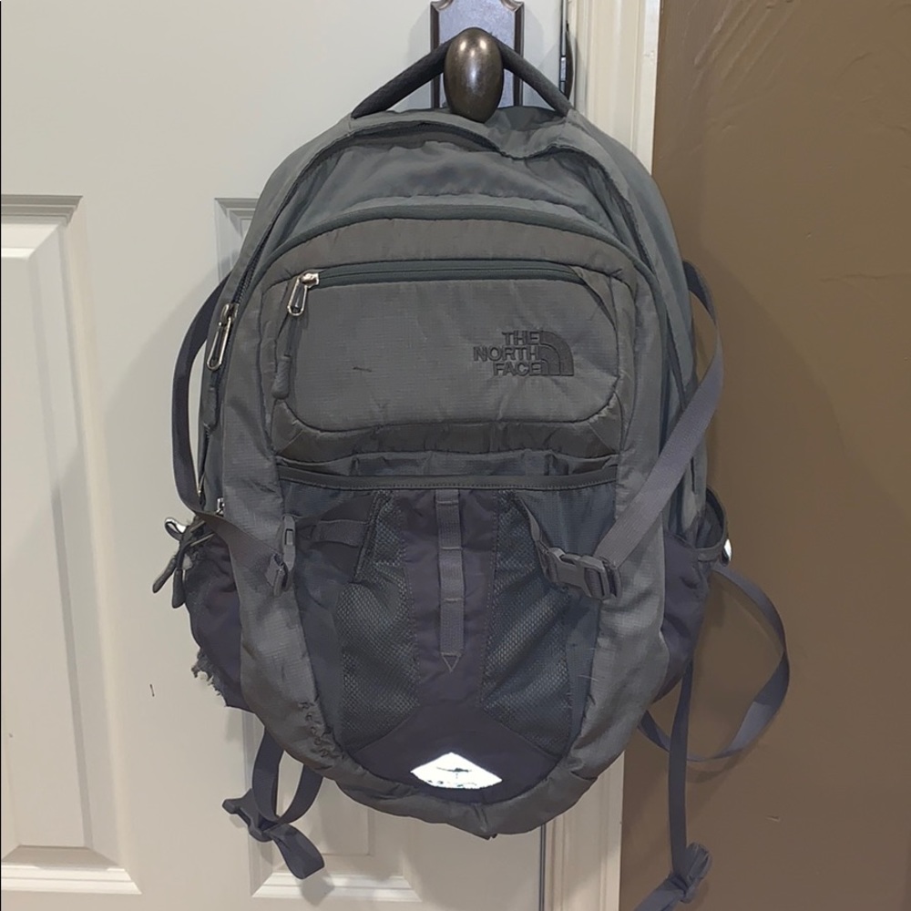 north face recon backpack